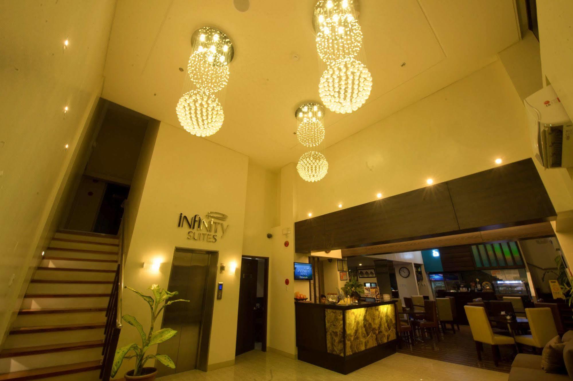 Infinity Suites Davao Exterior photo