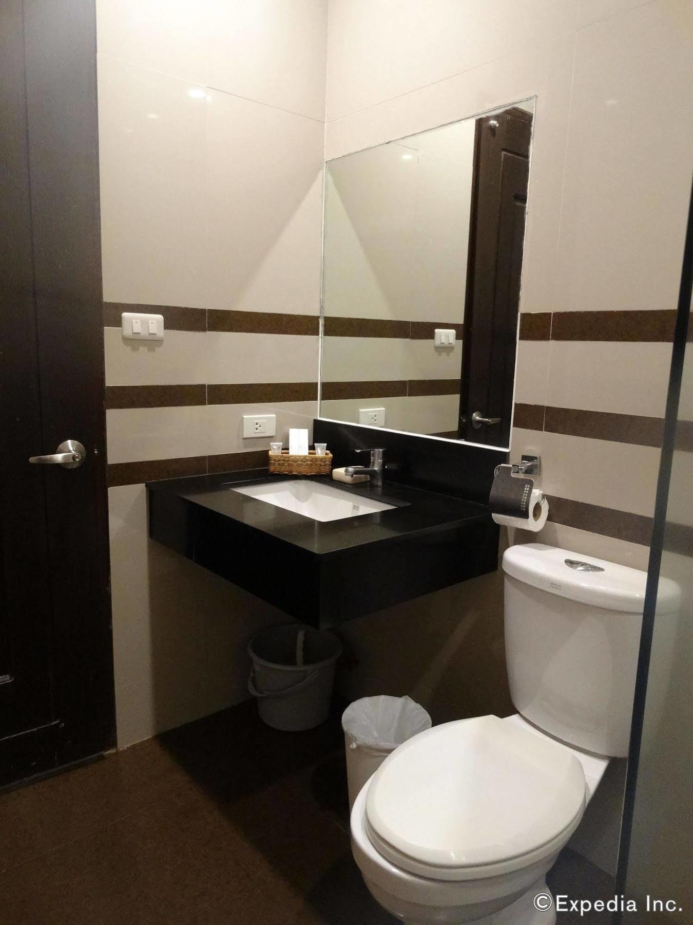 Infinity Suites Davao Exterior photo