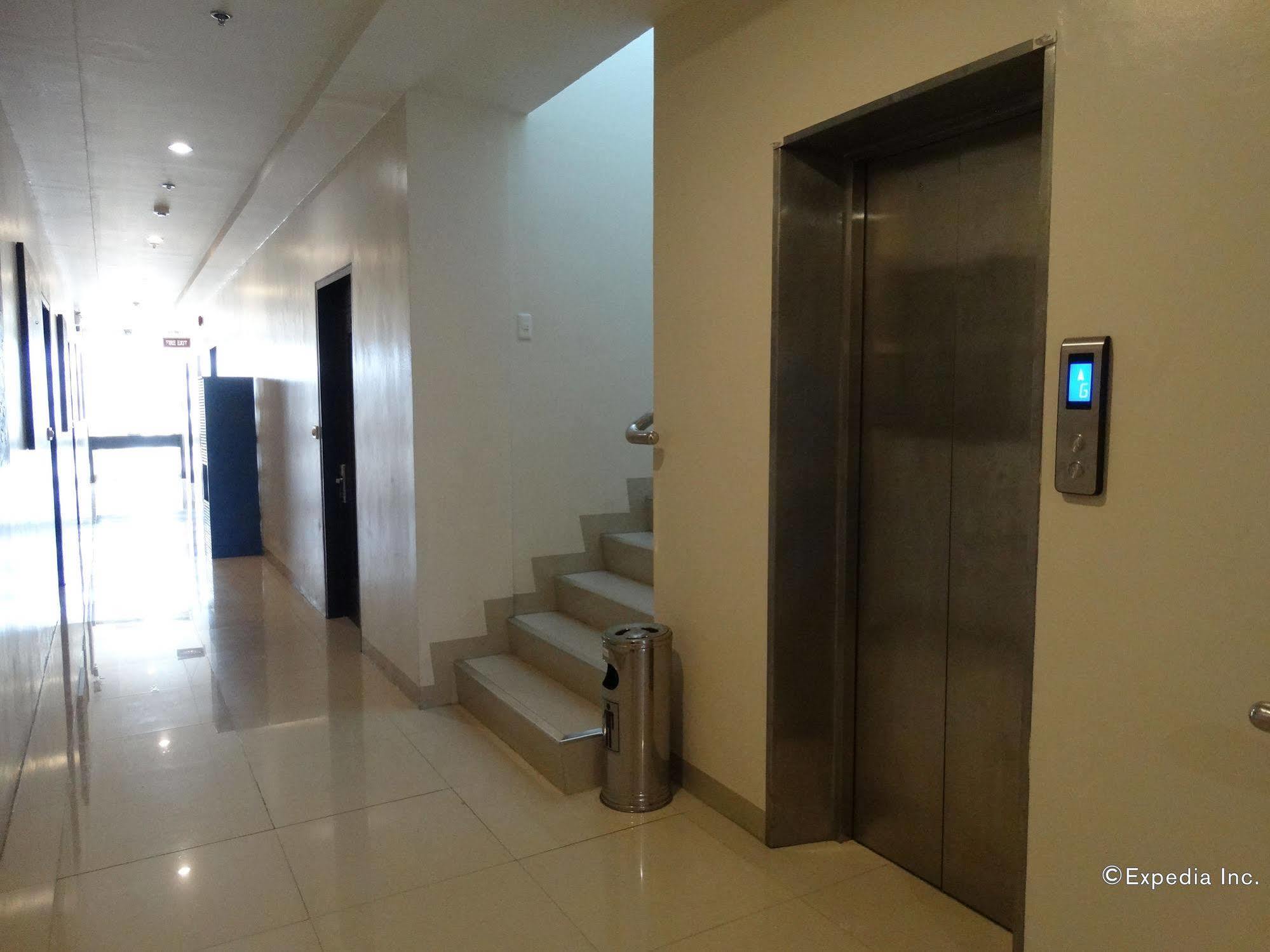 Infinity Suites Davao Exterior photo